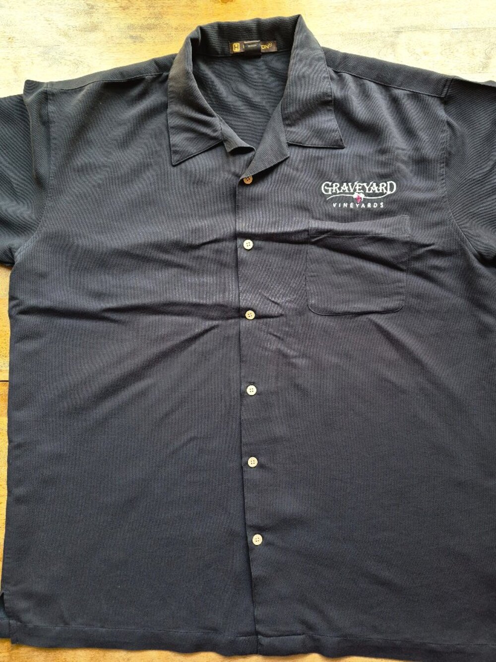 Graveyard Winery Mens XL Black Camp Bowling Shirt Short Slv No-tuck Harrington